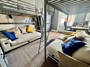 Photo 4- click for photo gallery